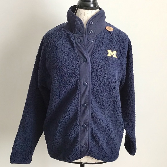 PINK VS University of Michigan Oversized Sherpa Jacket NWT - Picture 4 of 7
